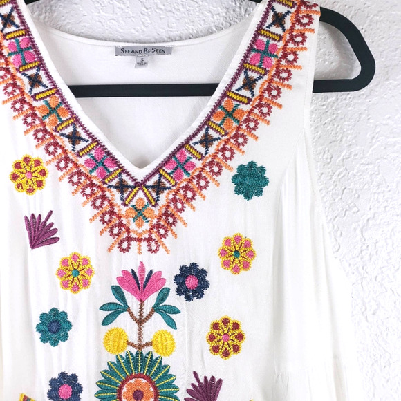 SEEN AND BE SEEN Floral Embroidered Dress Sz S - Picture 5 of 10